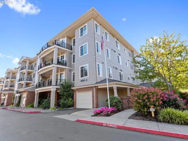 MLS: 21695771 Condo For Sale