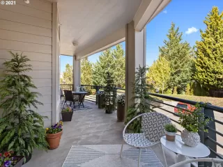 Photo #4: 21695771 Listing