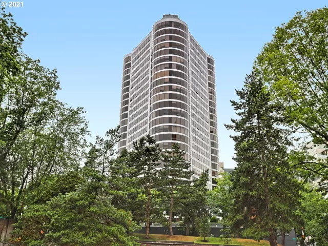 MLS: 21695964 Condo For Sale
