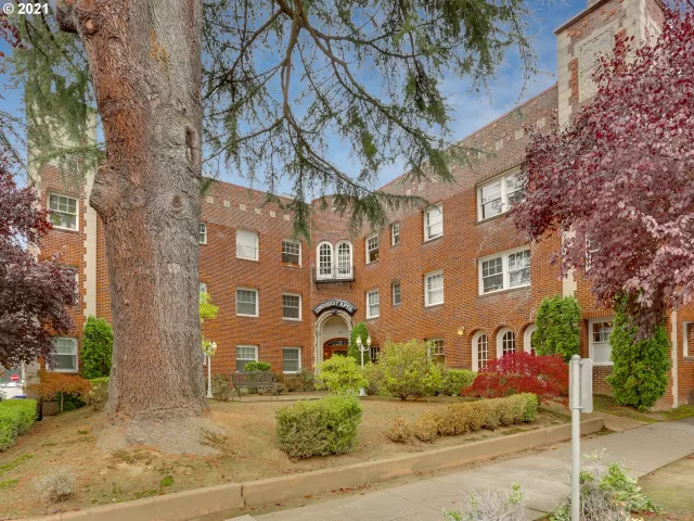 MLS: 21696166 Condo For Sale