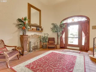 Photo #6: 21696166 Listing