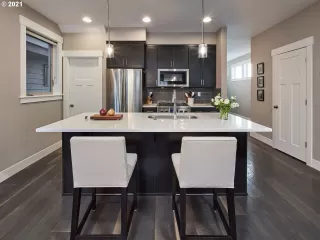 Photo #3: 21696764 Listing