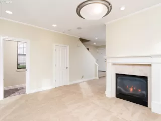 Photo #6: 21697180 Listing