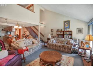 Photo #1: 21697406 Listing