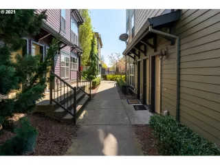 Photo #6: 21698817 Listing 