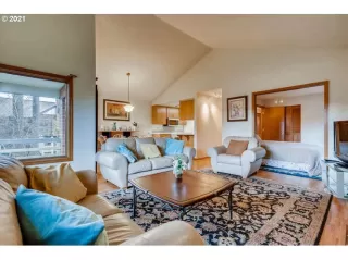 Photo #6: 21699167 Listing 