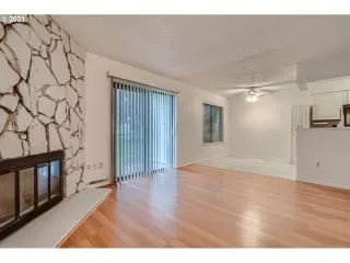 Photo #1: 21699557 Listing