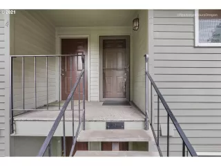 Photo #2: 21699574 Listing 