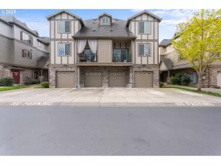 More Details about MLS # 218552563 : 7906 NE MIRIAM WAY