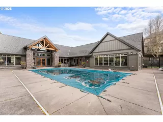 Photo #3: 218552563 Listing