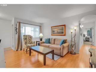 Photo #5: 218578001 Listing 