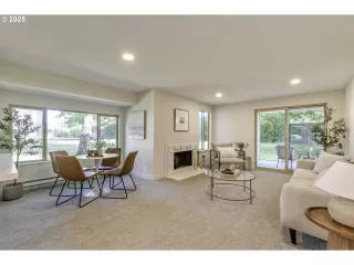 Photo #3: 218915750 Listing 