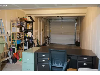 Photo #5: 219091585 Listing