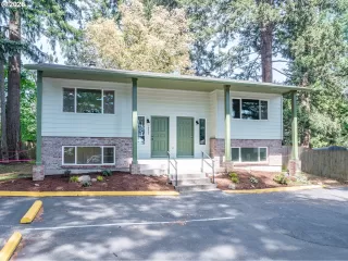Photo #1: 219323925 Listing 