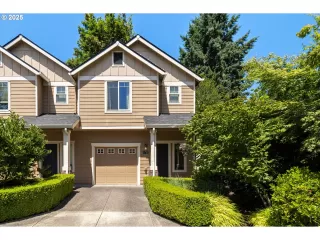 Browse active condo listings in WEST LINN OLD TOWN