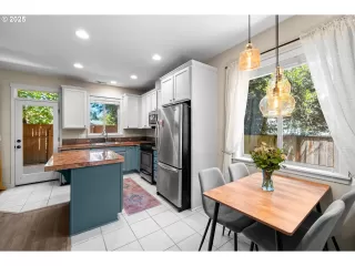 Photo #6: 219915141 Listing 
