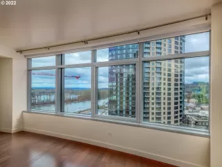 Photo #6: 22001034 Listing