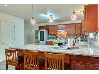 Photo #4: 22001668 Listing 