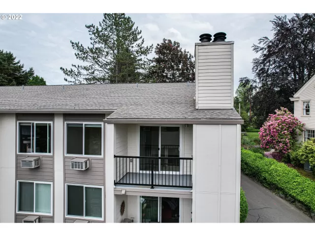 MLS: 22002229 Condo For Sale