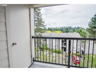 Photo #4: 22002229 Listing 