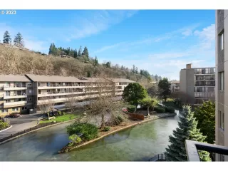 Photo #2: 22002801 Listing 