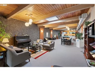 Photo #6: 22002801 Listing 