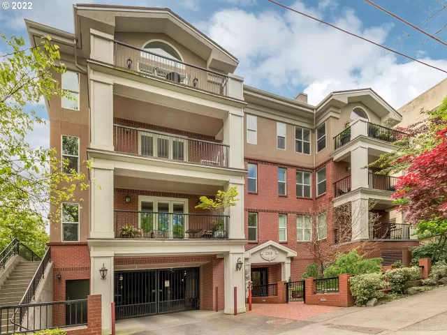 MLS: 22003717 Condo For Sale