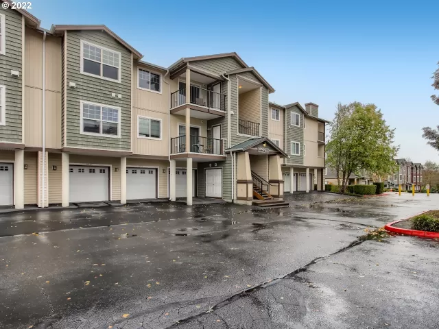 MLS: 22003937 Condo For Sale