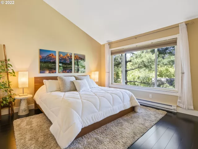 MLS: 22004399 Condo For Sale