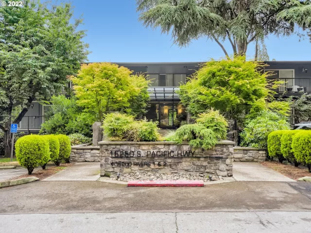 MLS: 22004529 Condo For Sale