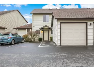 Photo #2: 22004678 Listing