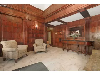 Photo #2: 22005861 Listing