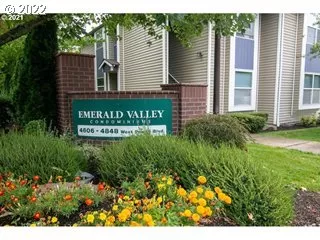 MLS: 22005864 Condo For Sale