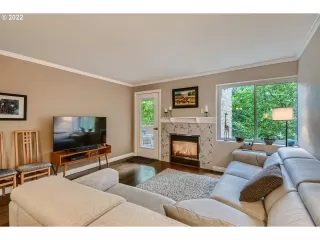 Photo #1: 22006145 Listing