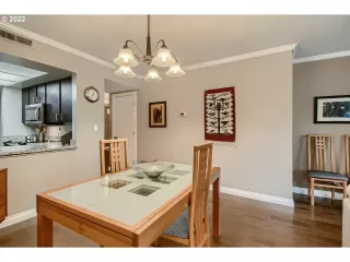 Photo #3: 22006145 Listing