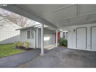 Photo #1: 22006807 Listing