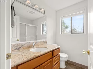 Photo #4: 22008616 Listing