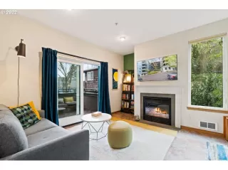 Photo #3: 22009398 Listing 