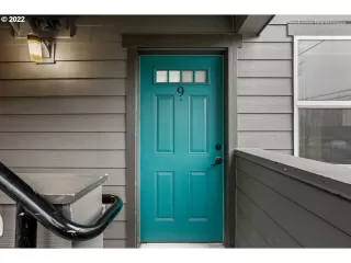 Photo #2: 22011199 Listing