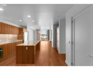 Photo #1: 22011974 Listing