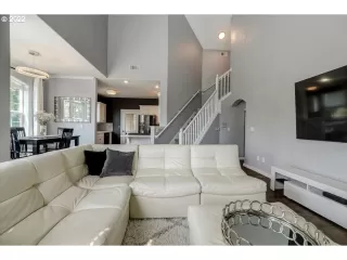 Photo #3: 22012301 Listing 