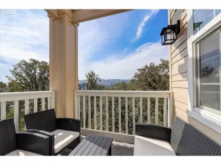 Photo #4: 22012301 Listing 