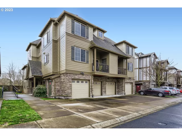 MLS: 22013046 Condo For Sale