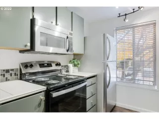 Photo #5: 22013254 Listing 