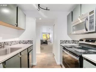 Photo #6: 22013254 Listing 