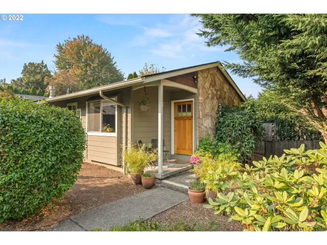 MLS: 22013677 Condo For Sale