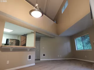 Photo #3: 22014213 Listing