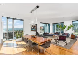 Photo #1: 22014225 Listing