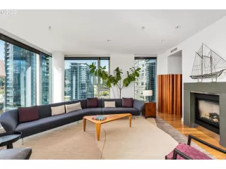 Photo #2: 22014225 Listing