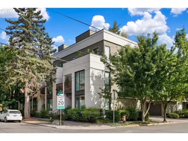 MLS: 22015901 Condo For Sale